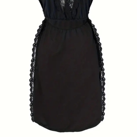 NEW•1X•CREME DE LA CREME BE BOLD BLACK SLINKY LACE SLIP DRESS - Picture 7 of 13